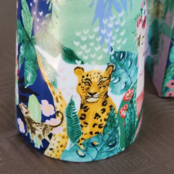 Frida Kahlo Gift Ceramic Coffee Mug in Box 4" high - Picture 8 of 9